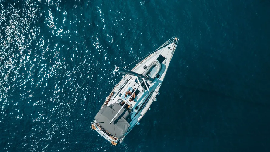 Jedrilica - One Day Charter